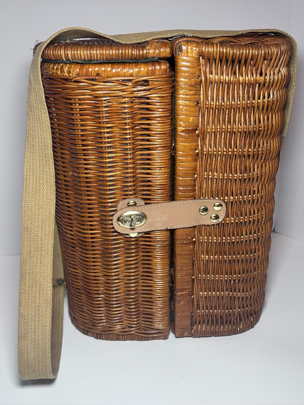Vintage Wine Wicker Rattan Brown Picnic Basket